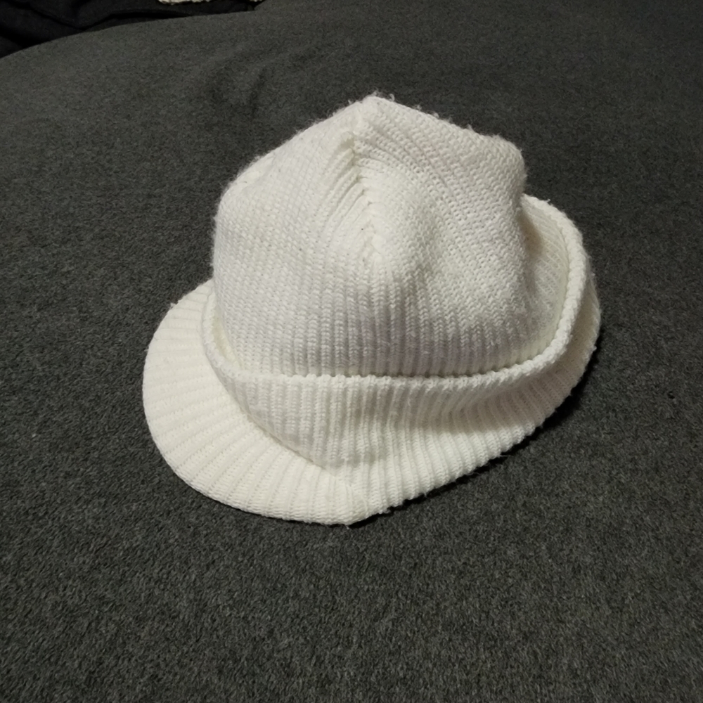 Vintage OG Goorin White visor beanie
